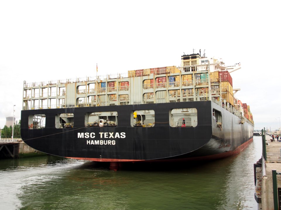 MSC Texas - IMO 9286243 - Callsign DCSY2 at sunrise, Port of Antwerp pic18