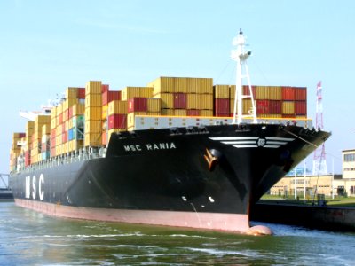MSC Rania in lock p2, at Port of Antwerp, Belgium 25-Jan-2005