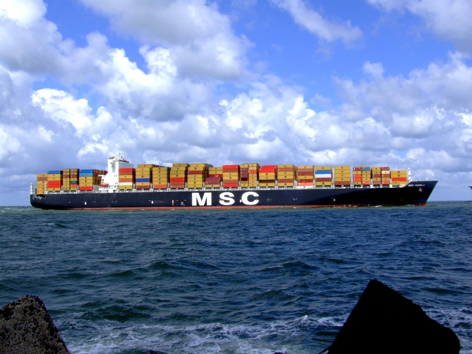 MSC Pamela p16 approaching Port of Rotterdam, Holland 29-Jul-2007