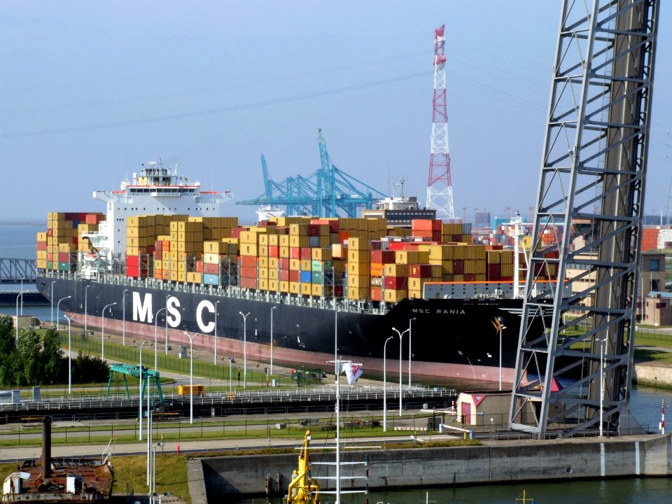 MSC Rania in lock, at Port of Antwerp, Belgium 25-Jan-2005