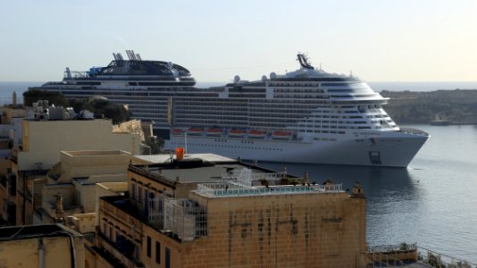 MSC Meraviglia Grand Harbour Malta 20180307 01