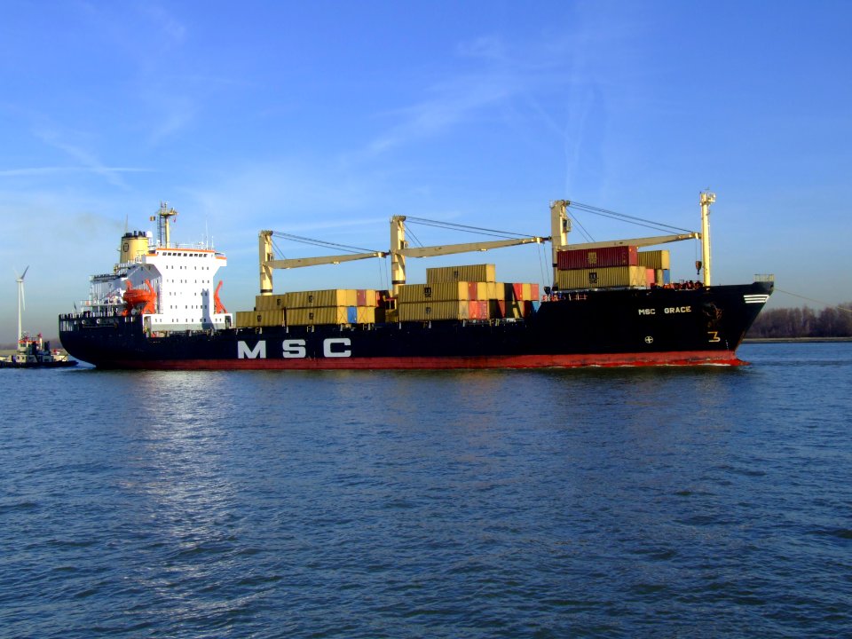 MSC Grace IMO 8918057 Antwerp 06feb08 p2 07-Feb-2008