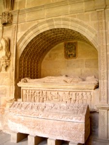 Nájera - Monasterio de Santa María la Real, Sepulcro de Doña Toda