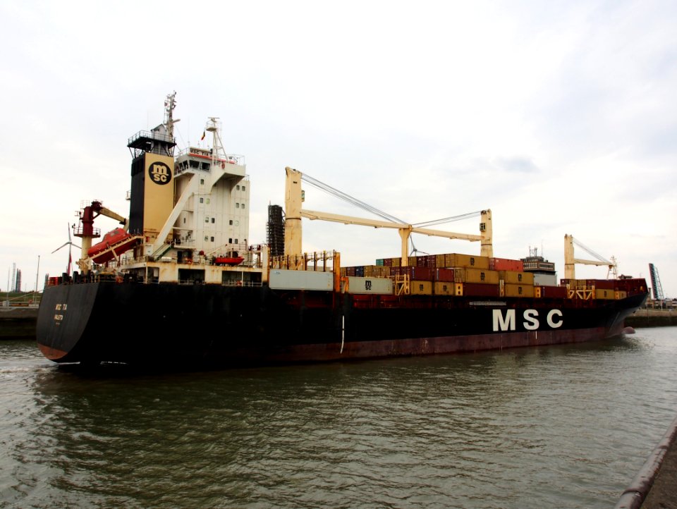 MSC Tia - IMO 9193680, Berendrechtsluis, Port of Antwerp pic4