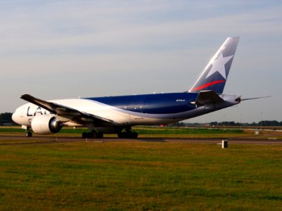 N774LA LAN Cargo Boeing 777-F6N - cn 37710, taxiing 22july2013 pic-010