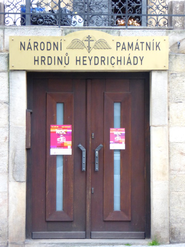 Národní památník hrdinů heydrichiády, 1