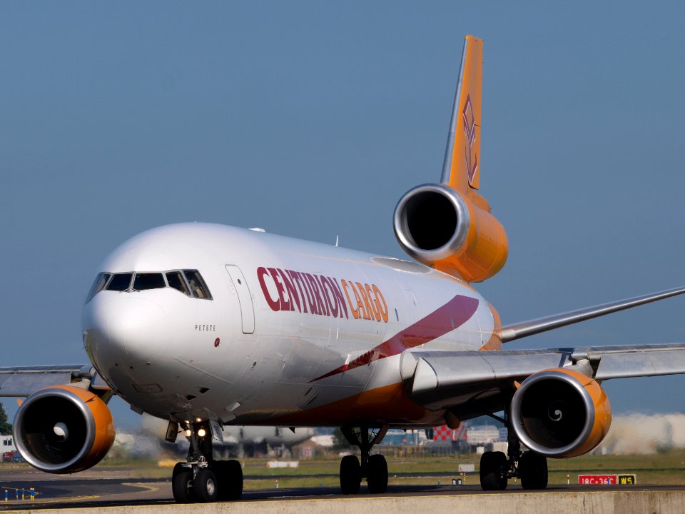 N987AR Centurion Air Cargo McDonnell Douglas MD-11F - cn 48427 taxiing 18july 2013 pic-002