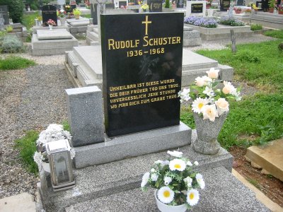 Náhrobek ve Vyšném