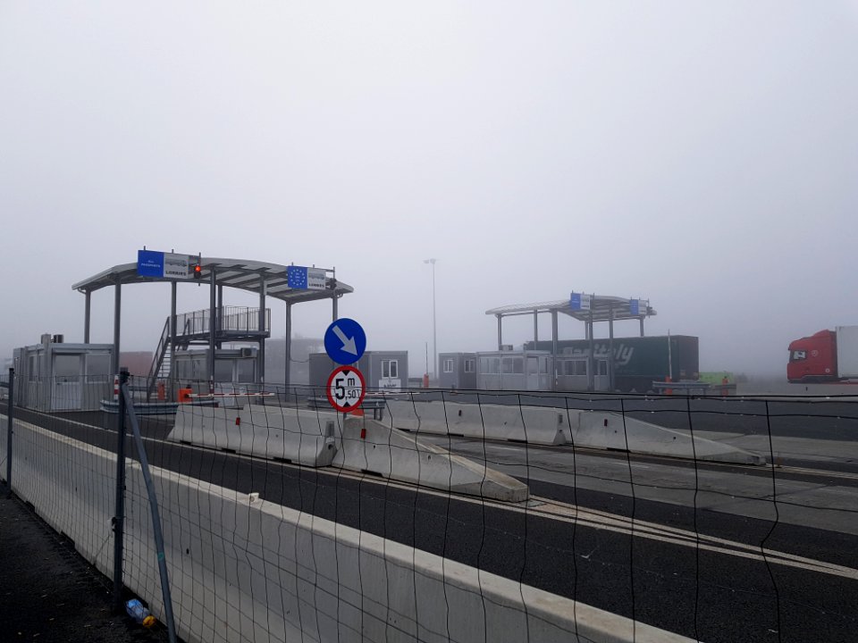 Nădlac-Nagylak highway border crossing