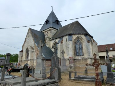 Nédonchel (Pas-de-Calais) église Saint-Menne