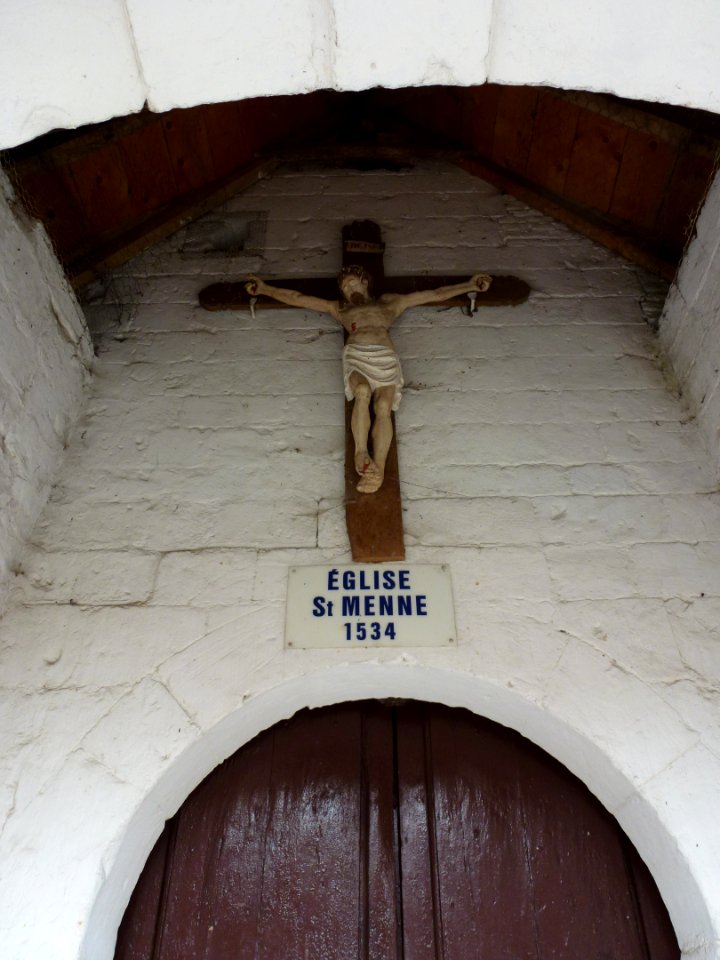 Nédonchel (Pas-de-Calais) église Saint-Menne, calvaire