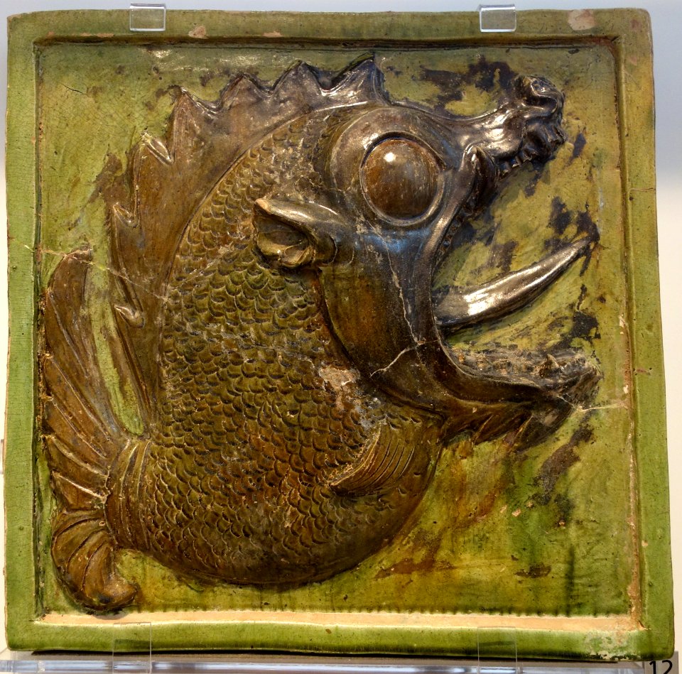 Mythical fish Makara tomb tile, China, 550-600 AD, glazed earthenware - Royal Ontario Museum - DSC04067