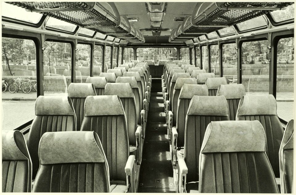 N.Z.H.V.M.Het harmonische interieur van de tourwagens, NL-HlmNHA 5400465034