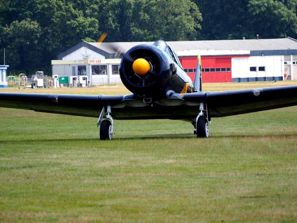 N13FY, AT-6A Texan (16544) at Hilversum Airport (ICAO EHHV), photo-05