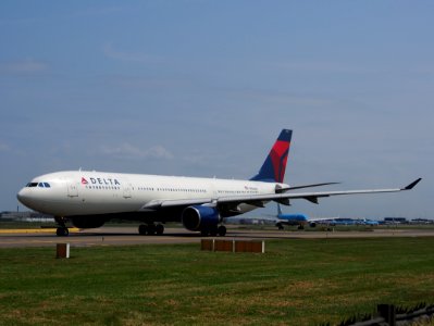 N856NW Delta Air Lines Airbus A330-223 - cn 631 - pic1