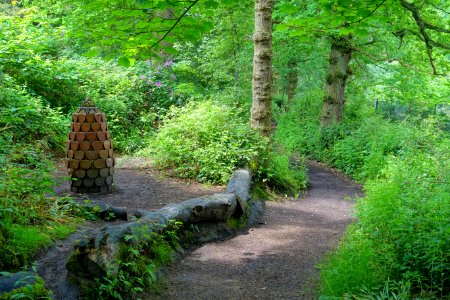 Mysterious tower - Woodland Walk - Biddulph Grange Garden - Staffordshire, England - DSC09260