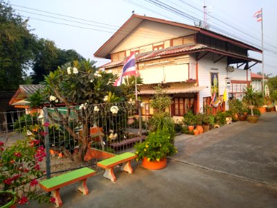 Nakhon Chai Si railway station 2