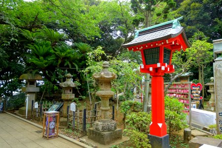 Nakatsunomiya shrine lanterns - Enoshima, Japan - DSC07687