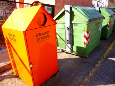 Nalda - Contenedores de reciclaje 2