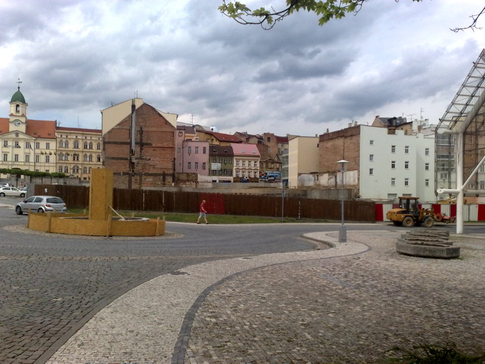 Namesti svobody Teplice (stara zastavba) 10052012 a
