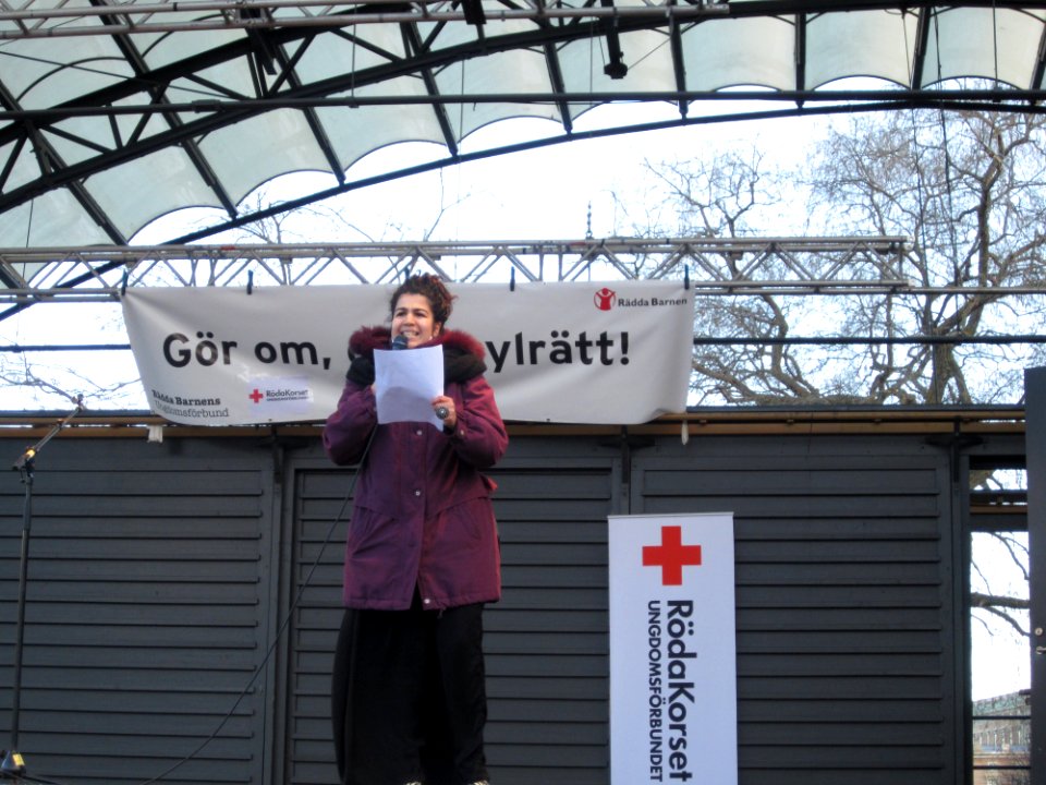 Nachla Vargas at demonstration against Swedish migration policy in Stockholm-2