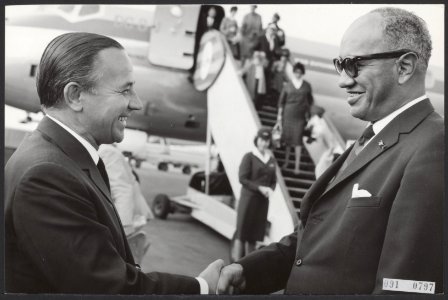 Na een rondreis door Amerika en de West arriveerde de minister van Defensie, P.S, Bestanddeelnr 091-0797