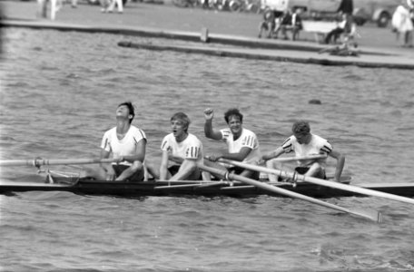 Na de overwinning van de Nereus-vier zonder stuurman, Bestanddeelnr 922-5860