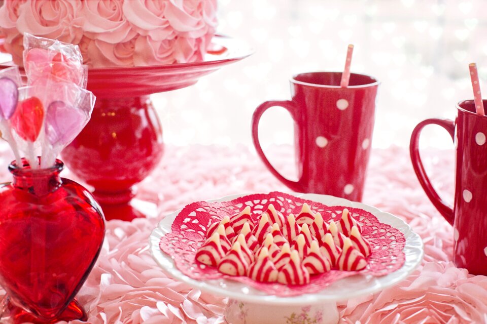 Red mugs hot chocolate