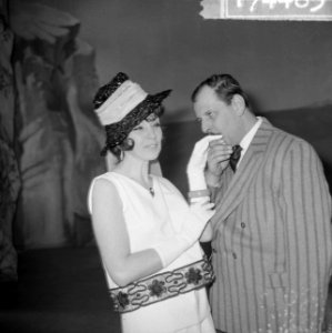 Musical No No Nanette in Carré, Joop Doderer en Marijke Morley, Bestanddeelnr 917-4485
