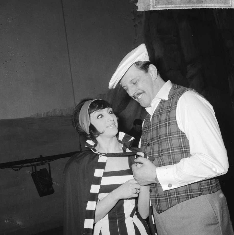 Musical No No Nanette in Carré, Joop Doderer en Teddy Schaank, Bestanddeelnr 917-4489