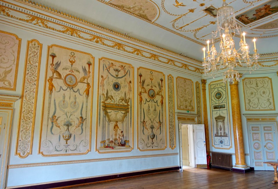 Music Room - Stowe House - Buckinghamshire, England - DSC07144