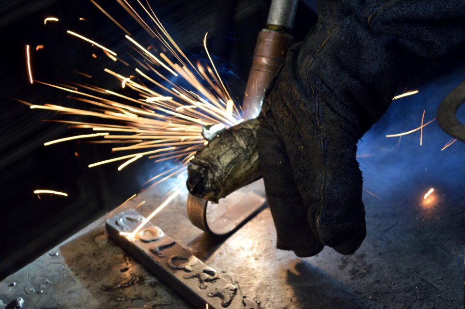 Manufactures work tool