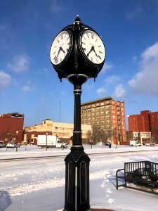 Muskogee snowstorm 2021-02-15 Muskogee Civic Center clock W