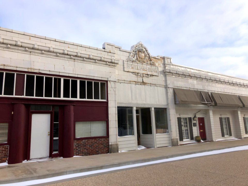 Muskogee snowstorm 2021-02-15 McWilliams Building N