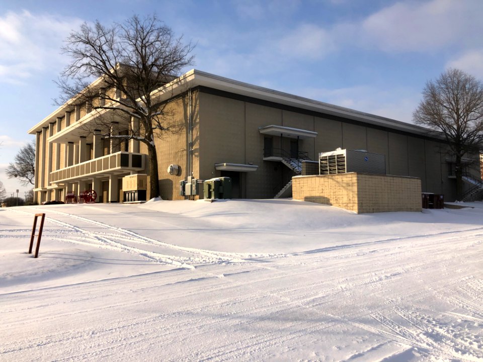 Muskogee snowstorm 2021-02-15 Muskogee Civic Center S