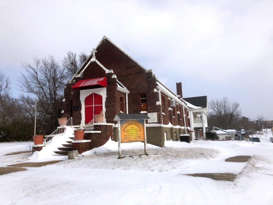 Muskogee snowstorm 2021-02-15 St Philip's Episcopal Church W