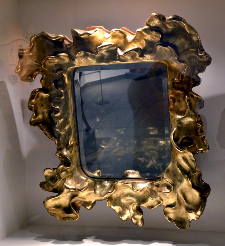 Museu del Modernisme Català 30072016 02 Gaudí Frame
