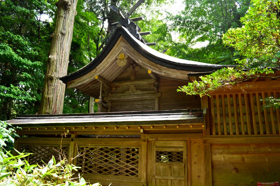 Mutsu-soushanomiya honden