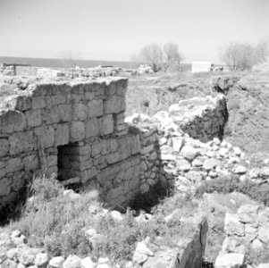 Muren binnen de fortificatie van Byblos, Bestanddeelnr 255-6365