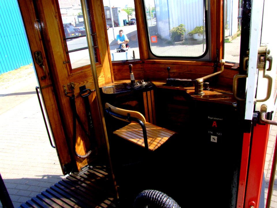 Museum tram 4143 p3