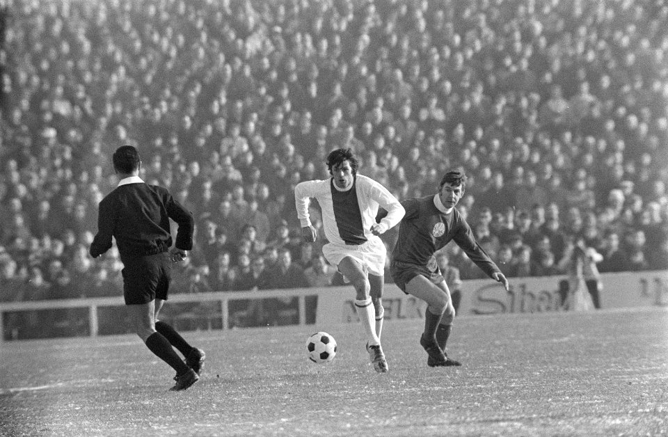 MVV tegen Ajax 1-1, Bestanddeelnr 923-2061