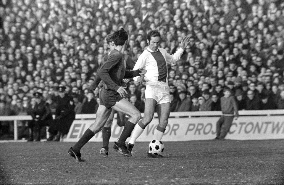 MVV tegen Ajax 1-1, Bestanddeelnr 923-2054