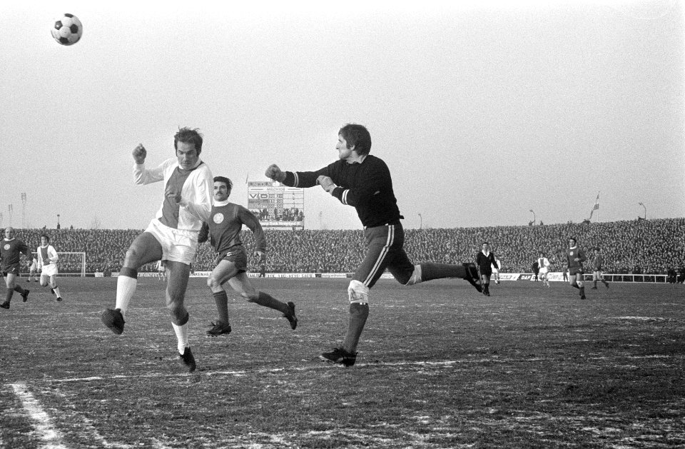 MVV tegen Ajax 1-1, Bestanddeelnr 923-2060