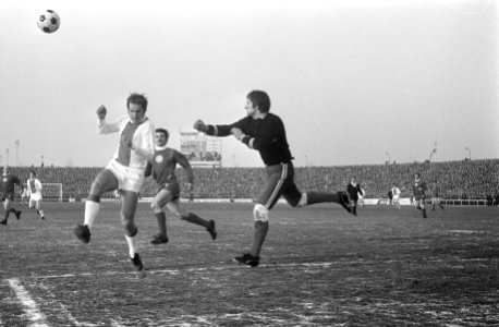 MVV tegen Ajax 1-1, Bestanddeelnr 923-2060