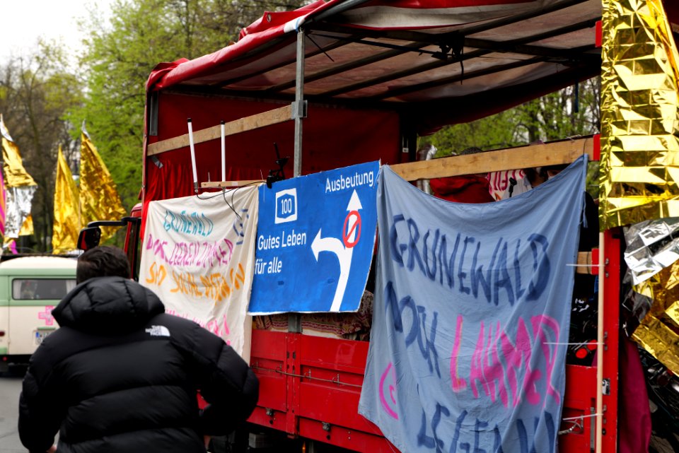 MyGruni 1st may demonstration Berlin 2021 Großer Stern to Grunewald 01