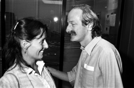Mw. Ina Brouwer (l), Bestanddeelnr 932-6809