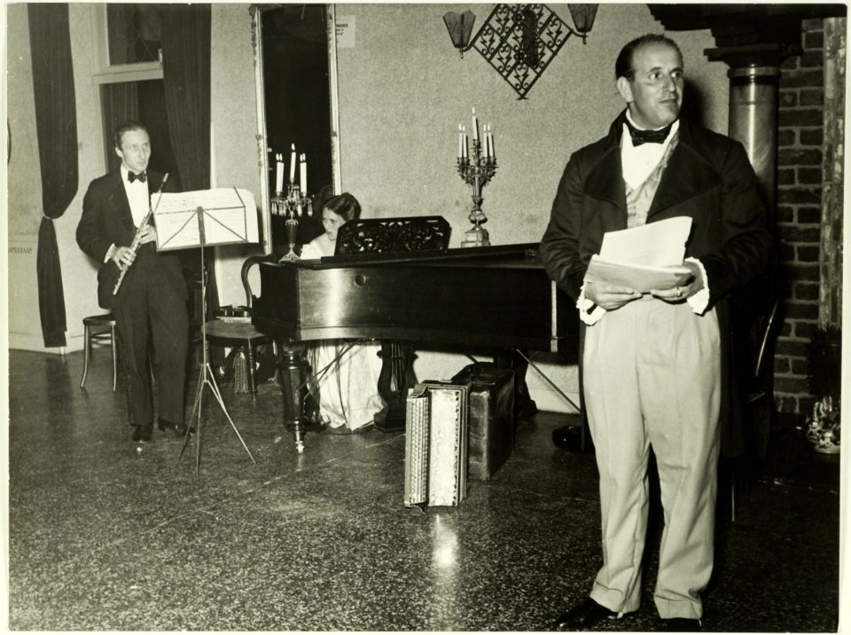 Muziekavond t.bv. plaatsen Hildebrand monument. NL-HlmNHA 5400467989