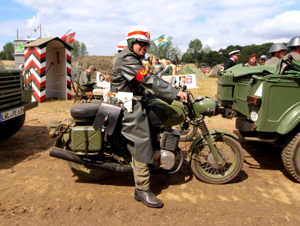 MZ military motorcycles War & Peace show 2010 pic2