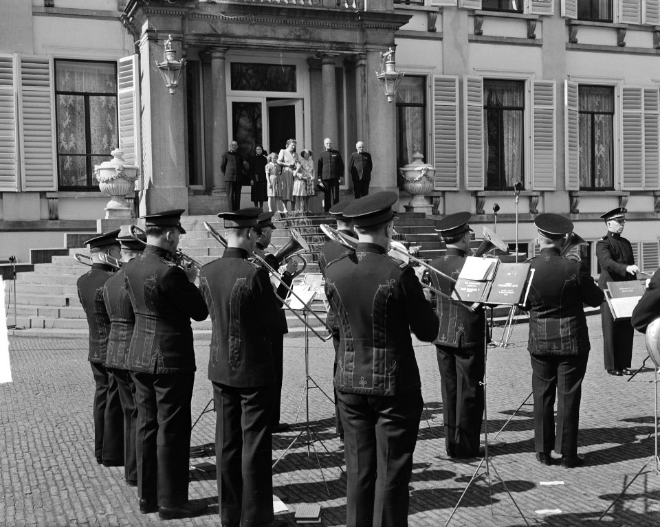 Muziekkorps van het Londens Leger des Heils, International Staff Band of the Sal, Bestanddeelnr 903-3138