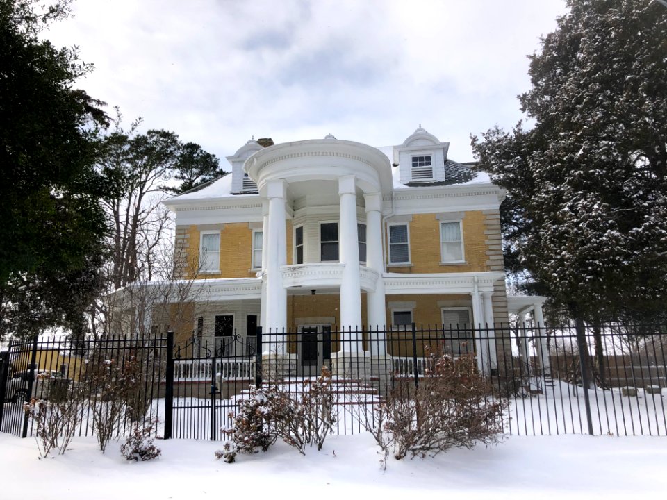 Muskogee snowstorm 2021-02-15 1403 W Okmulgee Ave E
